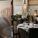 Szálloda & 5*