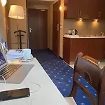 Ξενοδοχείο & Krasków