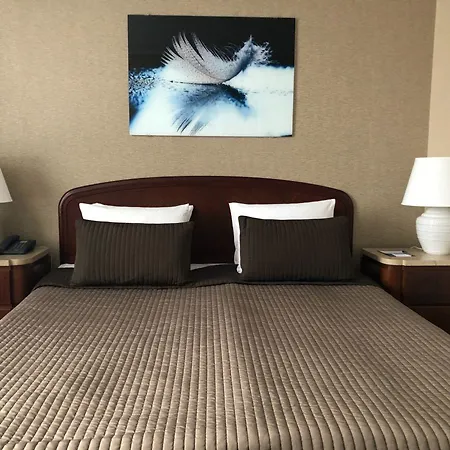 & Hotel Krakov