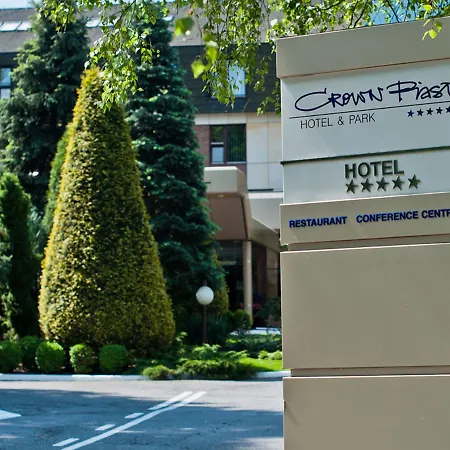 Hotel & 5*