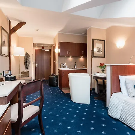 & Hotel Krakow