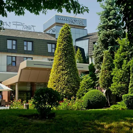 Hotel & Krakow